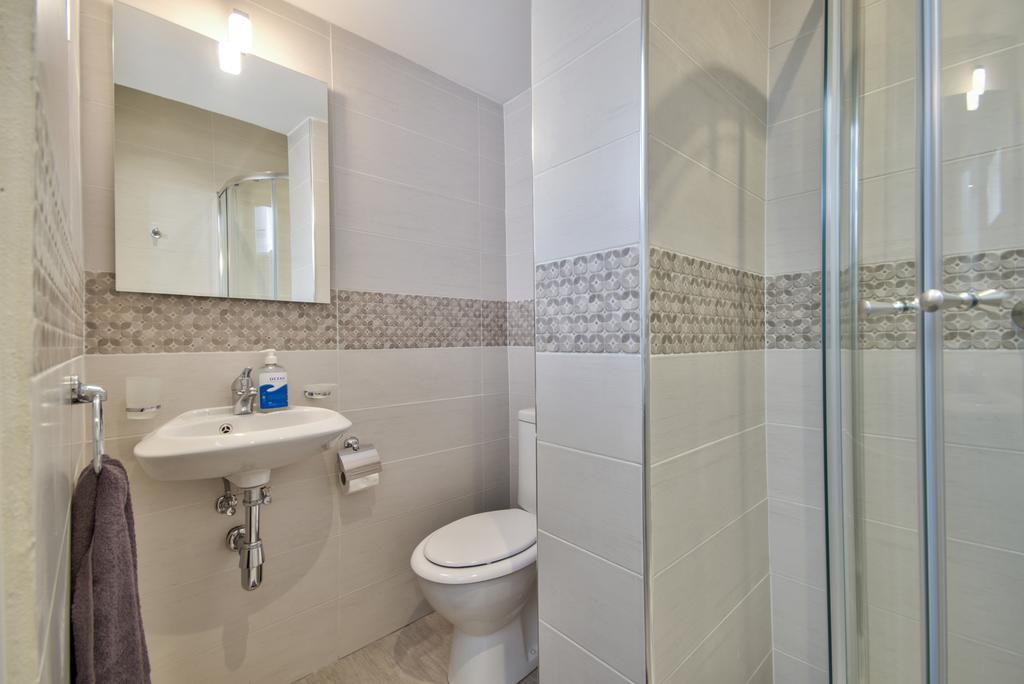 Valletta Luxe 3-Bedroom Duplex Penthouse With Sea View Terrace And Jacuzzi ภายนอก รูปภาพ