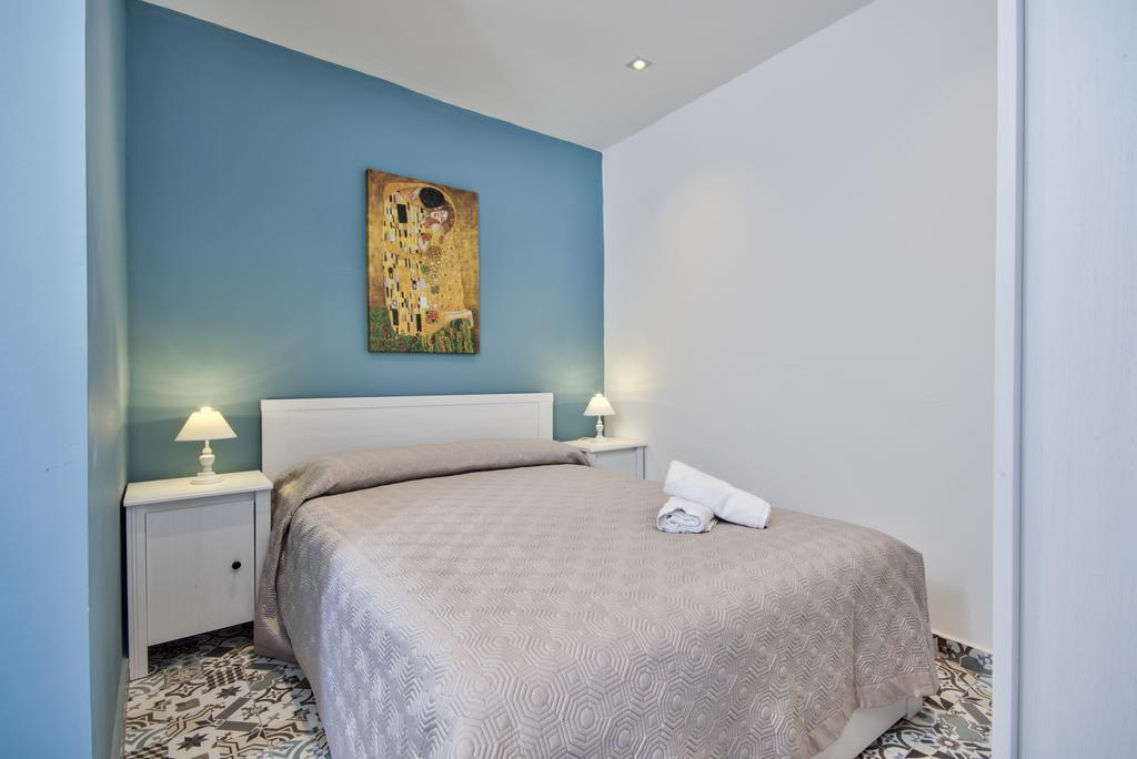 Valletta Luxe 3-Bedroom Duplex Penthouse With Sea View Terrace And Jacuzzi ภายนอก รูปภาพ