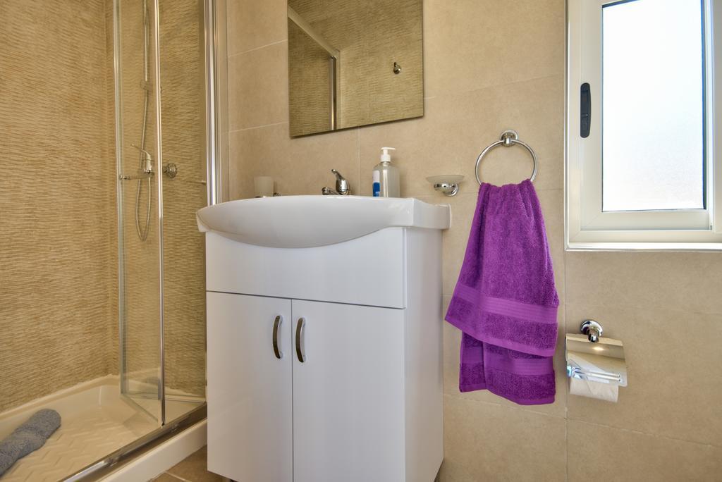 Valletta Luxe 3-Bedroom Duplex Penthouse With Sea View Terrace And Jacuzzi ภายนอก รูปภาพ