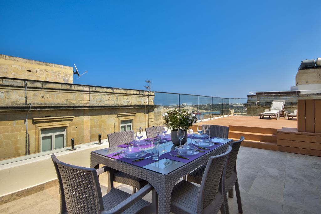 Valletta Luxe 3-Bedroom Duplex Penthouse With Sea View Terrace And Jacuzzi ภายนอก รูปภาพ