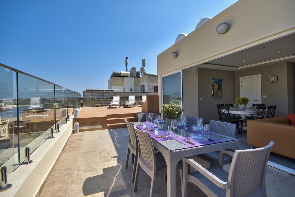 Valletta Luxe 3-Bedroom Duplex Penthouse With Sea View Terrace And Jacuzzi ภายนอก รูปภาพ